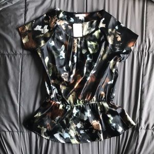 Pleione mixed color print black shirt Size small
